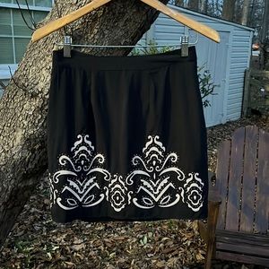 Franscescas Miami lined black mini skirt w/embroidery,beaded accent.NWT Sz S 🖤